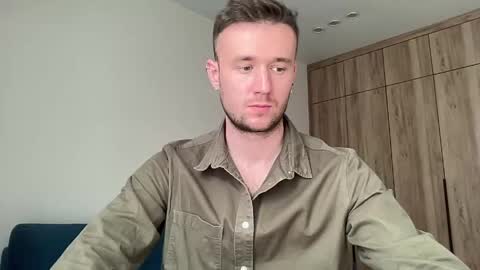 cute_skywalker online show from May 6, 2026, 7:57 am
