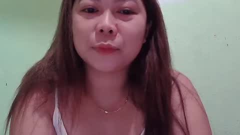 Snapshot of cute_slut09 chatting on July 10, 2026, 10:45 pm Mimi online show from July 10, 2026, 10:45 pm