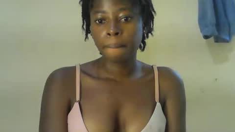 cute_sonny online show from May 20, 2026, 10:32 am