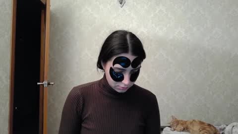 cute_strawberry_ online show from December 10, 2024, 4:56 am