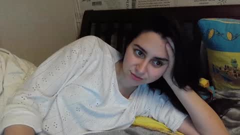 cute_strawberry_ online show from January 8, 2025, 1:09 pm