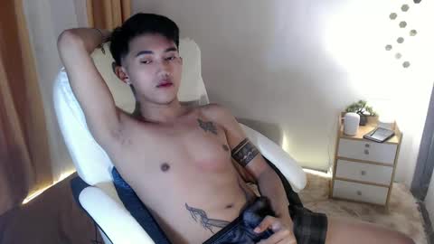 Steph online show from February 1, 2025, 12:07 am
