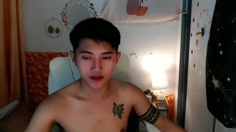 Steph online show from March 12, 2025, 12:42 am