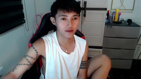 Snapshot of cuteasiancock98 chatting on March 10, 2026, 2:33 pm Steph online show from March 10, 2026, 2:33 pm