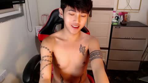 Snapshot of cuteasiancock98 chatting on May 5, 2026, 5:10 pm Steph online show from May 5, 2026, 5:10 pm