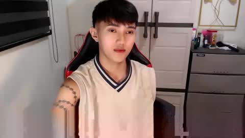 Snapshot of cuteasiancock98 chatting on May 16, 2026, 6:54 am Steph online show from May 16, 2026, 6:54 am