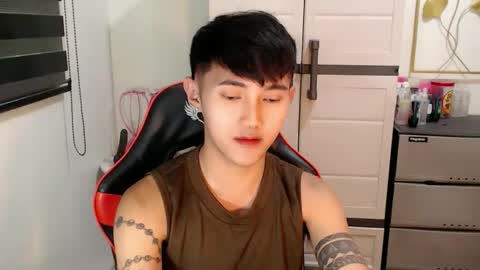 Snapshot of cuteasiancock98 chatting on May 20, 2026, 5:35 am Steph online show from May 20, 2026, 5:35 am