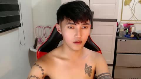 Snapshot of cuteasiancock98 chatting on May 22, 2026, 3:02 am Steph online show from May 22, 2026, 3:02 am