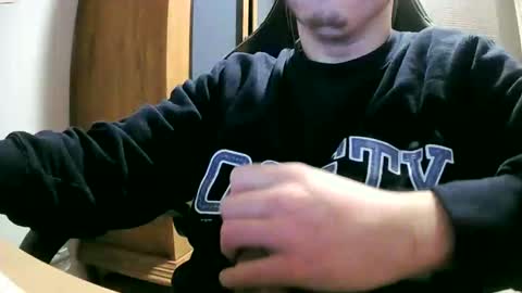 Cuteboy090 online show from December 19, 2024, 5:50 pm