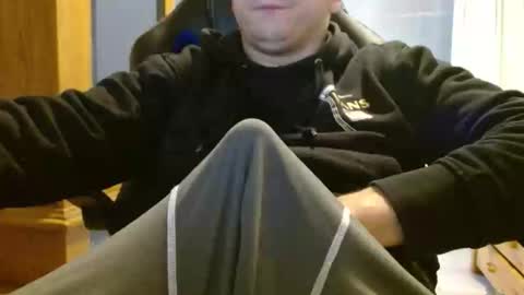 Snapshot of cuteboy090 chatting on May 15, 2026, 10:22 am Cuteboy090 online show from May 15, 2026, 10:22 am