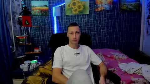 cuteboy228 online show from January 6, 2026, 11:58 am