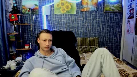 cuteboy228 online show from February 13, 2026, 10:39 pm