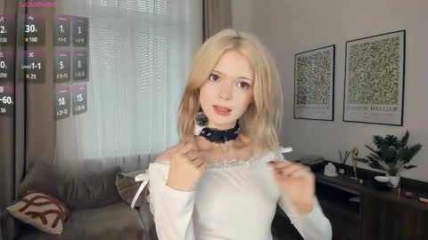 Snapshot of cutebrutality chatting on October 30, 2025, 7:32 am Alice online show from October 30, 2025, 7:32 am