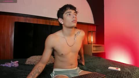 Snapshot of cutebutharder chatting on October 12, 2025, 12:59 pm cutebutharder online show from October 12, 2025, 12:59 pm