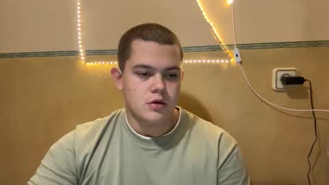 Alex online show from November 6, 2025, 8:43 pm