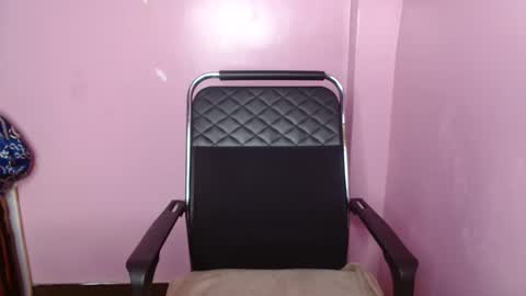 cutebuu online show from January 6, 2026, 7:56 am