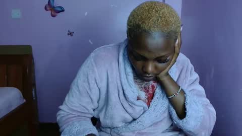 cutebuu online show from April 20, 2026, 11:39 pm
