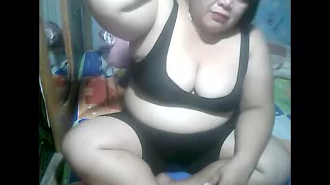 Snapshot of cutechubbyasian chatting on April 17, 2026, 1:36 pm cutechubbyasian online show from April 17, 2026, 1:36 pm