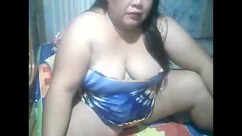 Snapshot of cutechubbyasian chatting on April 19, 2026, 12:15 pm cutechubbyasian online show from April 19, 2026, 12:15 pm