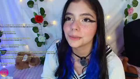 Andrea 3 online show from April 28, 2026, 4:06 am