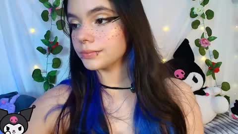 Andrea 3 online show from May 20, 2026, 2:51 am