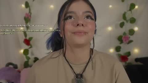 Andrea 3 online show from June 19, 2026, 2:27 am