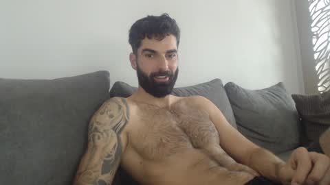 cuteeboy online show from January 19, 2025, 12:06 pm