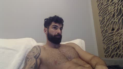 cuteeboy online show from January 26, 2025, 10:46 pm