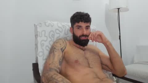 cuteeboy online show from March 3, 2025, 9:05 pm