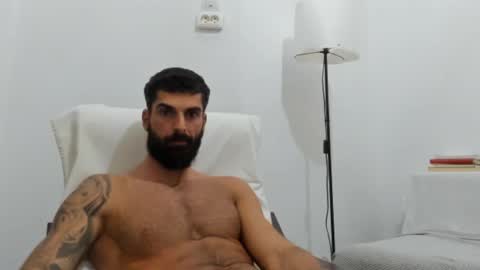 cuteeboy online show from October 23, 2025, 6:06 pm