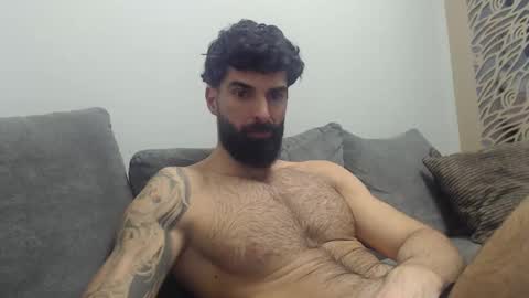 Snapshot of cuteeboy chatting on February 9, 2026, 2:54 pm cuteeboy online show from February 9, 2026, 2:54 pm