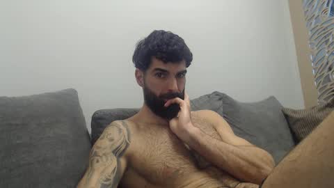 Snapshot of cuteeboy chatting on February 13, 2026, 8:10 am cuteeboy online show from February 13, 2026, 8:10 am