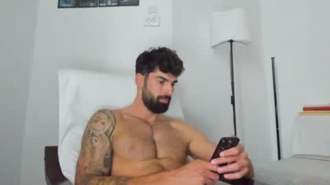 cuteeboy online show from July 6, 2026, 3:36 pm
