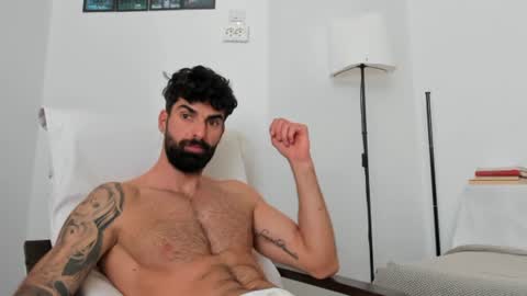 cuteeboy online show from July 10, 2026, 8:07 am