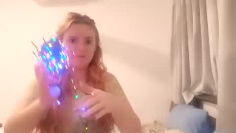cutejessbabee online show from June 15, 2026, 1:13 pm