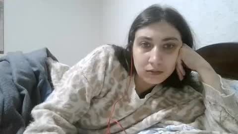 cutekattie online show from March 31, 2026, 4:35 am