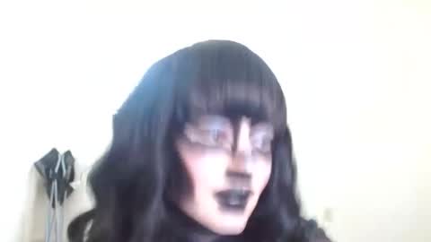 cutelilithbunny online show from February 27, 2025, 3:37 pm