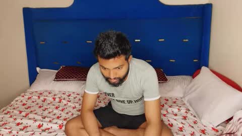 cutemahi online show from April 15, 2026, 4:36 pm