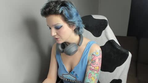 Alice online show from December 11, 2024, 3:24 am