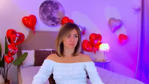 cutemirage online show from February 12, 2026, 3:18 pm