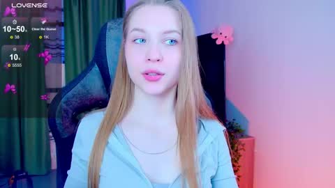 Snapshot of cutemousee chatting on April 14, 2026, 7:14 am Rina online show from April 14, 2026, 7:14 am