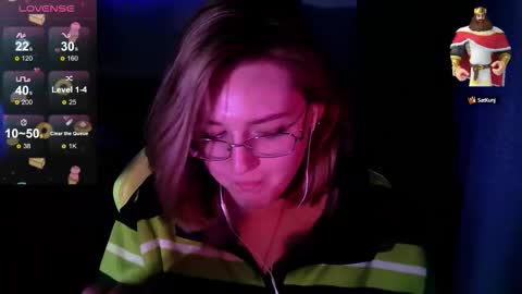 cutepie33 online show from September 18, 2025, 3:03 pm