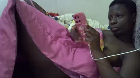 Snapshot of cutesera chatting on October 1, 2025, 9:32 pm cute Melisa online show from October 1, 2025, 9:32 pm