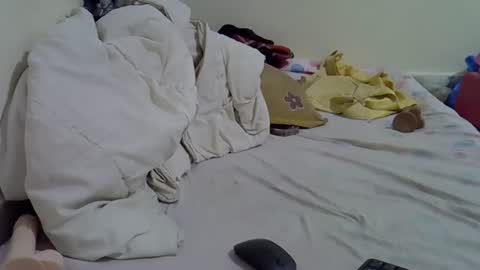 Snapshot of cutesera chatting on October 15, 2025, 7:14 pm cute Melisa online show from October 15, 2025, 7:14 pm