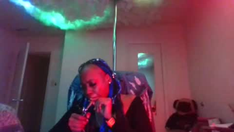 mary mack online show from February 5, 2025, 1:37 am
