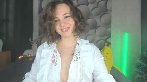 Snapshot of cutesmile_sharon chatting on December 19, 2024, 4:45 am cutesmile sharon online show from December 19, 2024, 4:45 am