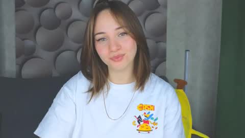 Snapshot of cutesmile_sharon chatting on February 20, 2025, 1:57 am cutesmile sharon online show from February 20, 2025, 1:57 am