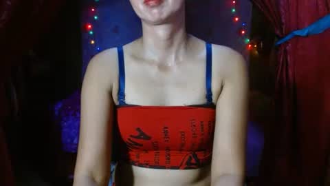 cutewina online show from February 7, 2025, 1:47 am