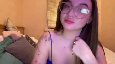 CuteAnn online show from November 5, 2025, 9:26 pm