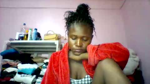 Snapshot of cutezola chatting on September 13, 2025, 11:04 pm cutezola online show from September 13, 2025, 11:04 pm